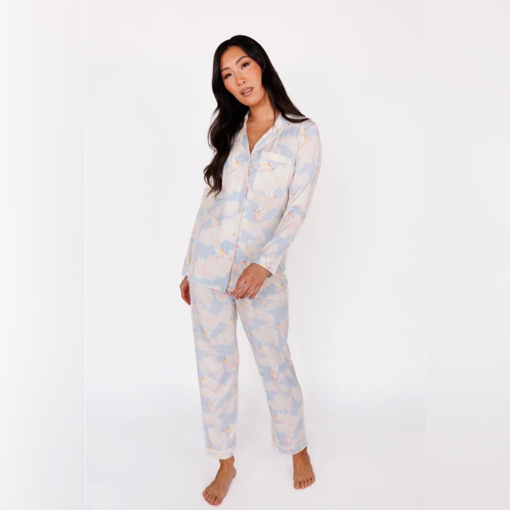 In My Sundays Pigs Fly Pajama Set